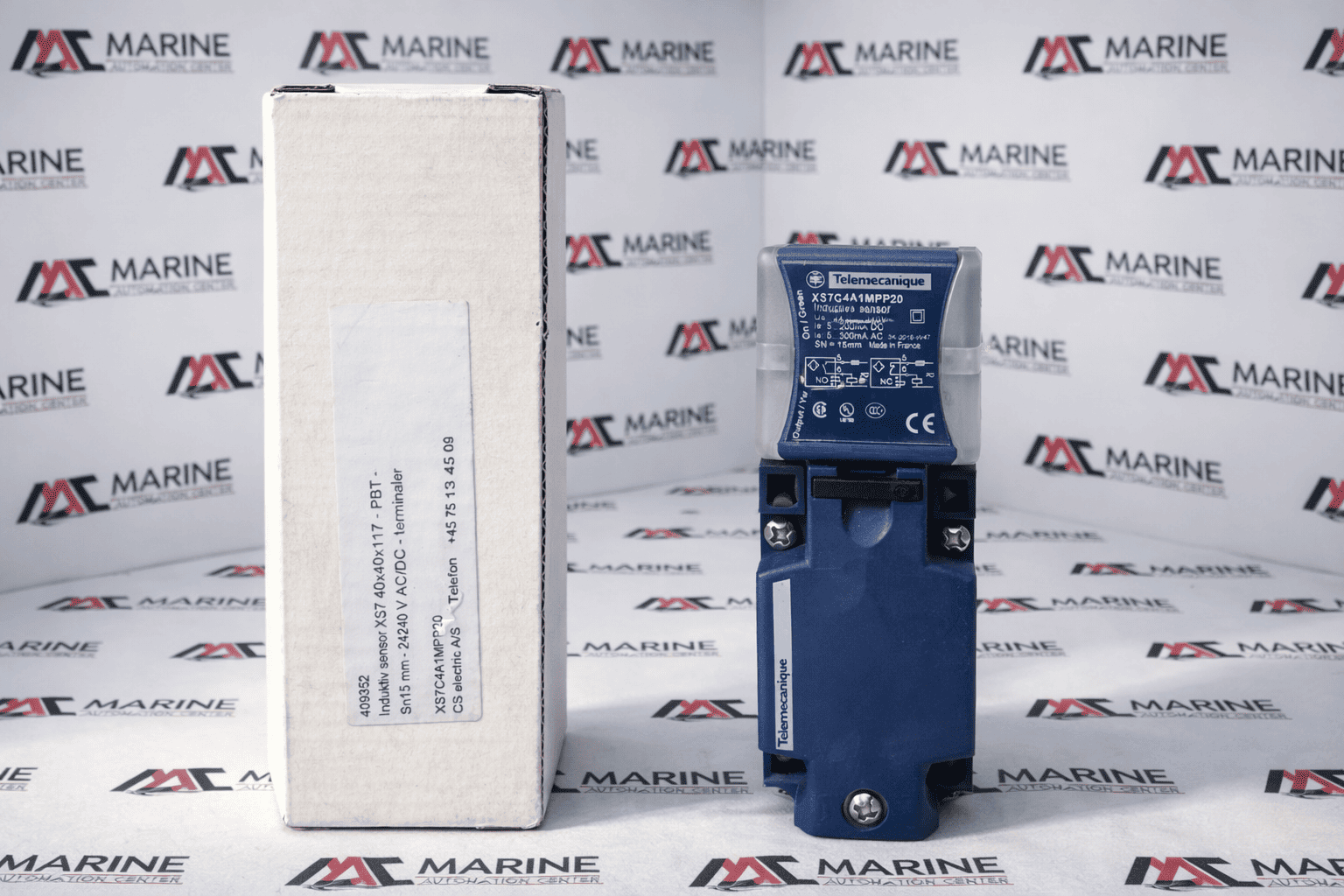 Telemecanique XS7C4A1MPP20 Inductive Proximity Sensor thumbnail