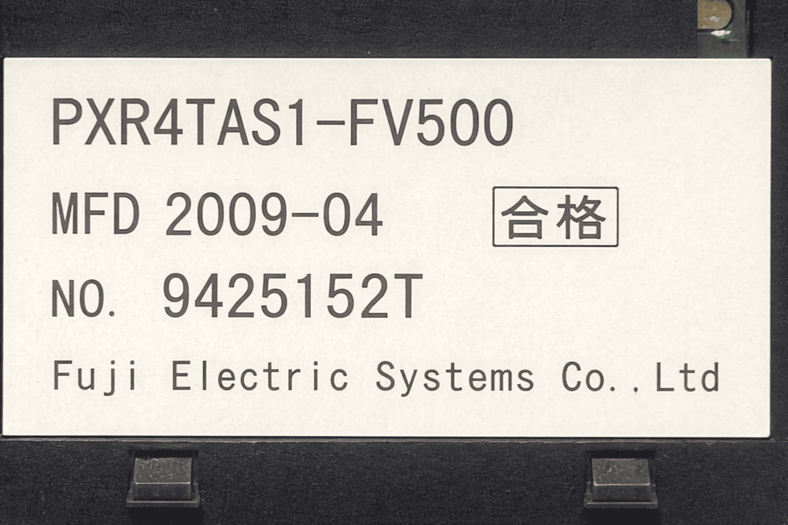 Fuji Electric PXR4TAS1-FV500 Temperature Controller thumbnail