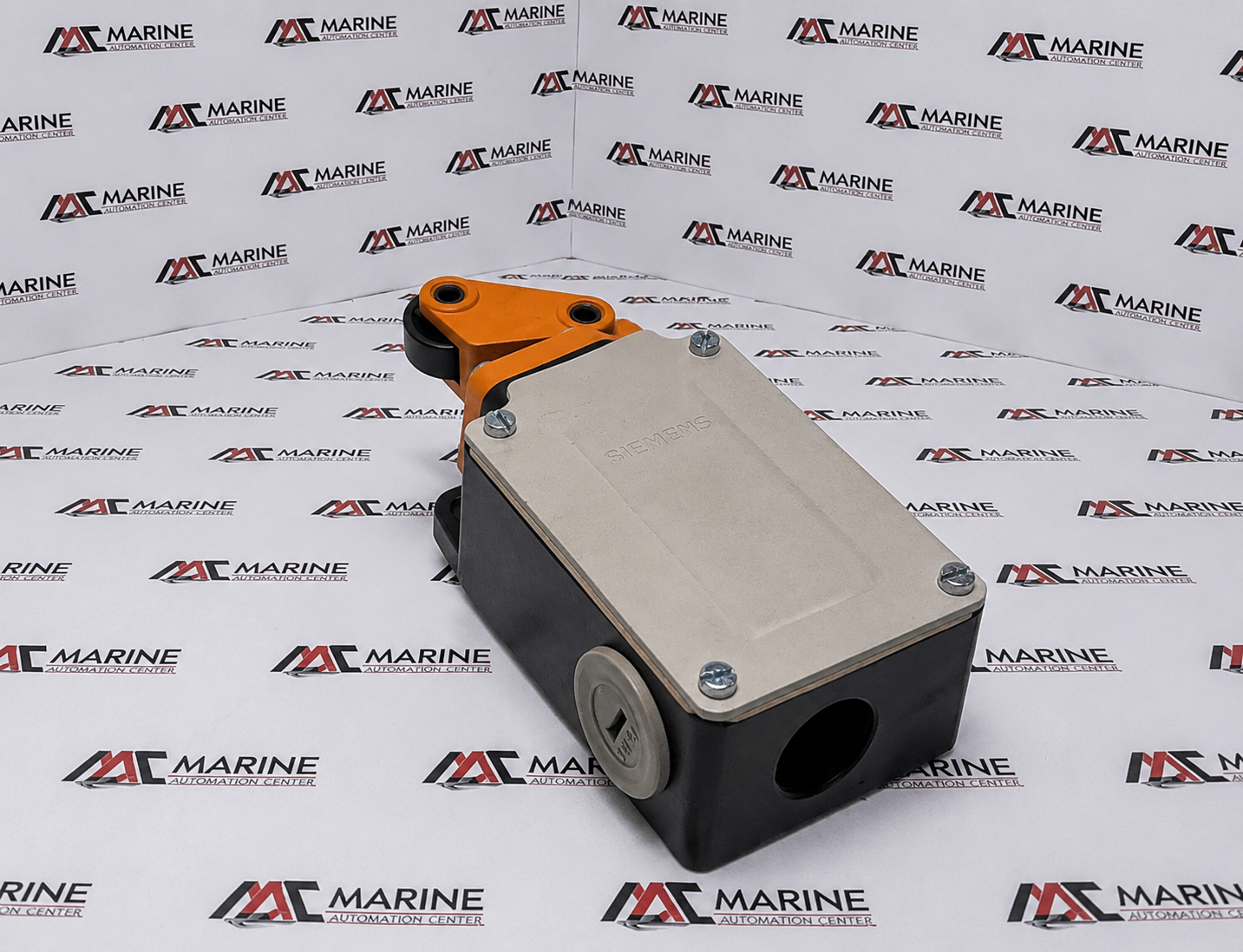 Siemens Position Switch with Roller Lever 3SE3 303-1E thumbnail