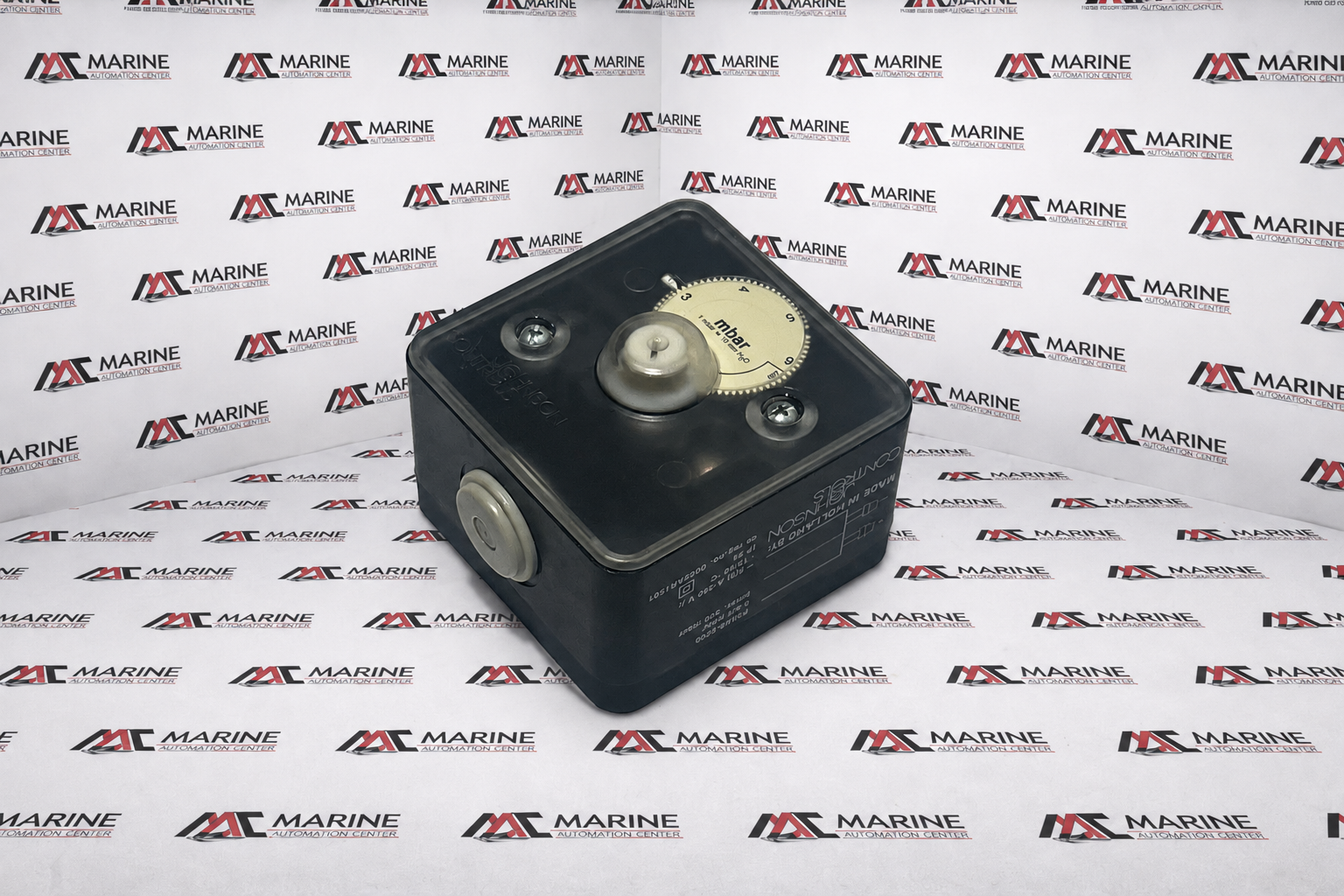 Johnson Controls / PENN P33AB-9200 Differential Pressure Switch thumbnail