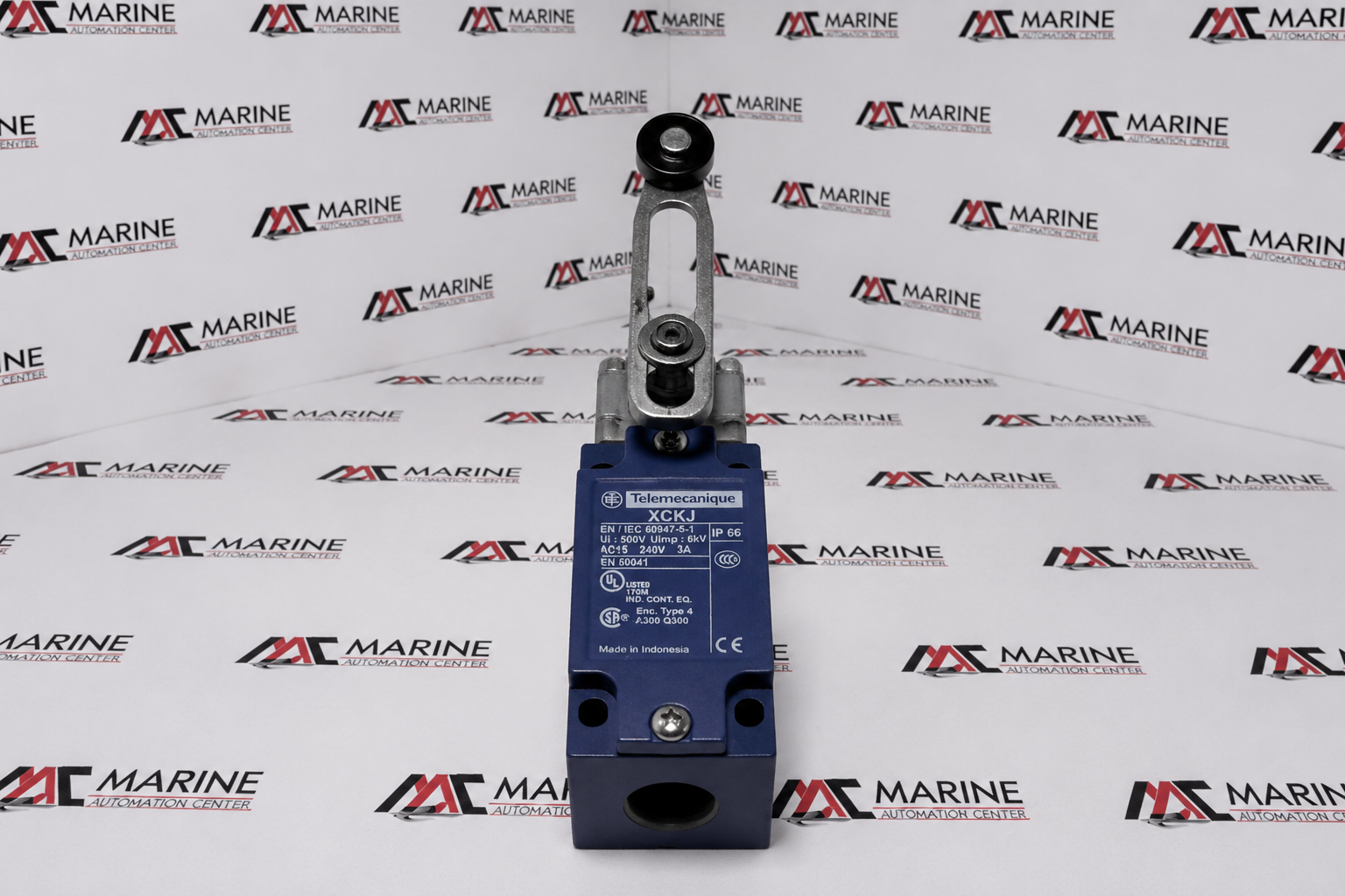 Telemecanique Heavy-Duty Rotary Lever Roller Limit Switch  XCKJ10541 thumbnail