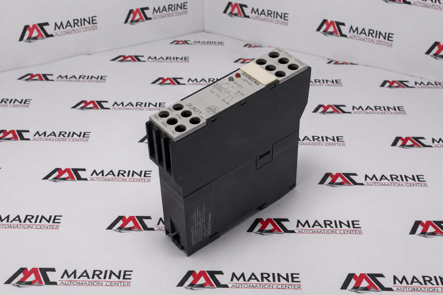 Siemens AG Thermistor Protection Relay 3UN2100-0AN7 thumbnail