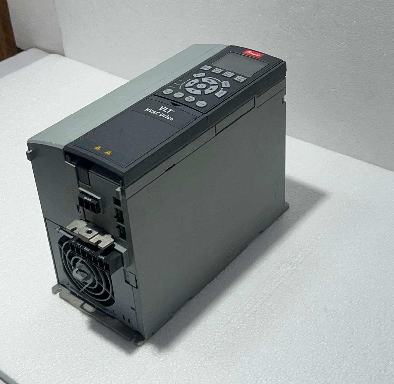 Danfoss VLT HVAC Drive FC 102. thumbnail