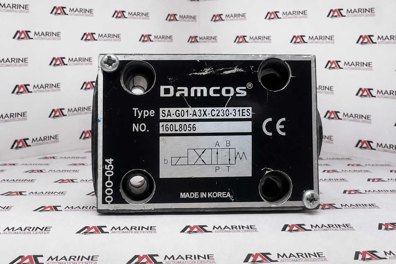 DAMCOS Solenoid Operated Directional Control 160L8056 Valve thumbnail