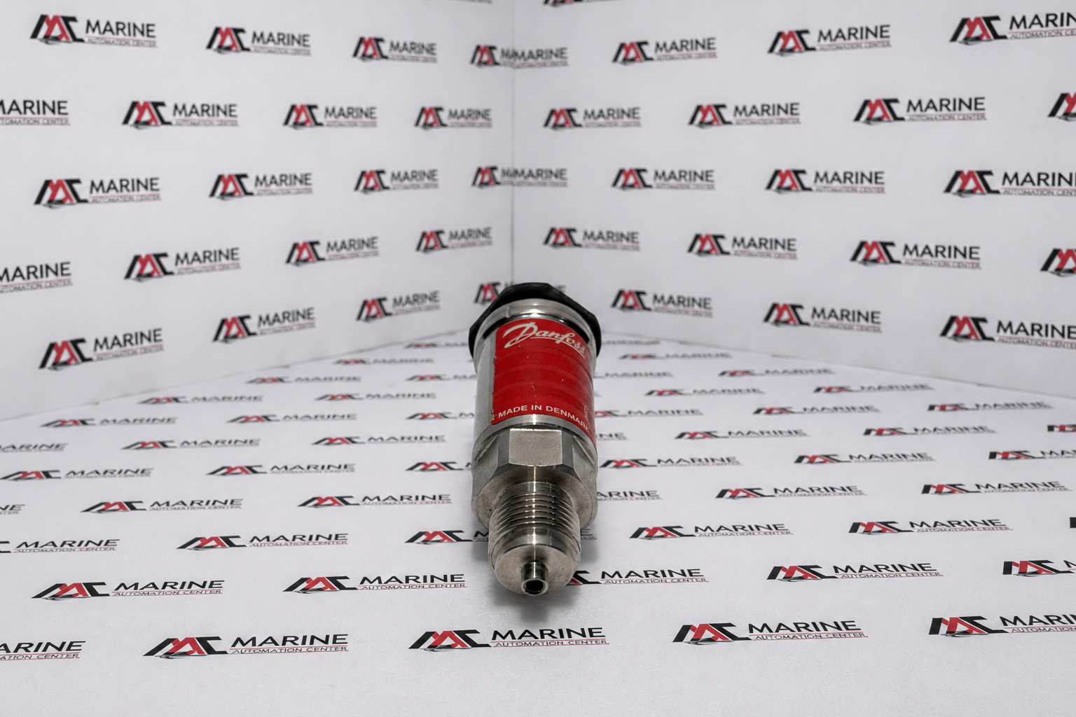 Danfoss MBS 33M Marine Pressure Transmitter thumbnail