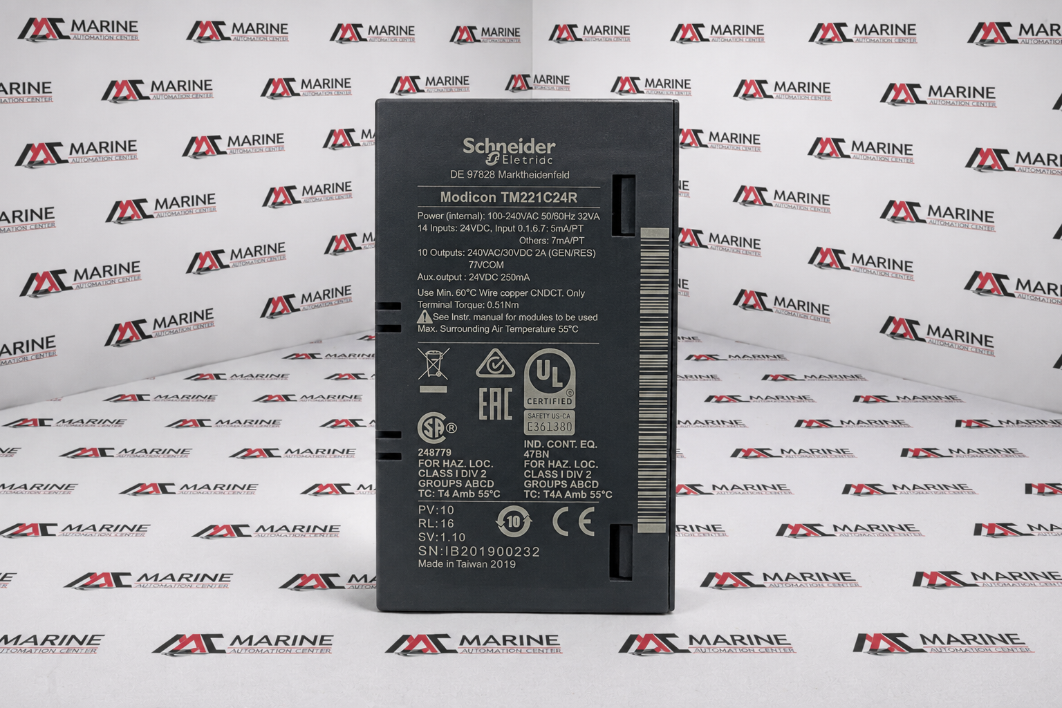 Modicon M221 Logic Controller thumbnail