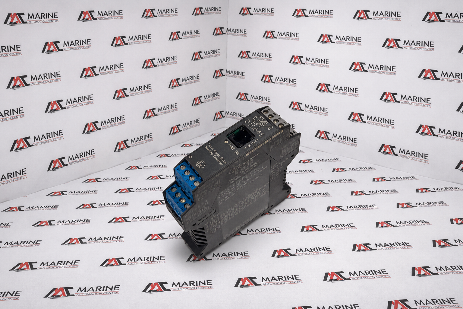 G.M. International D1064S Strain Gauge Bridge Isolating Converter thumbnail